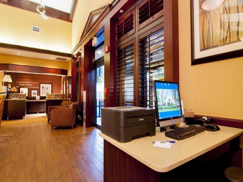 Hampton Inn & Suites Tampa-North Exterior foto